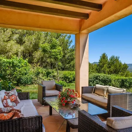 Sa Muntanya Panorama * Санта-Еулалія-дель-Ріо