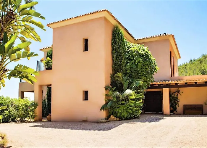 Sa Muntanya Panorama Villa *